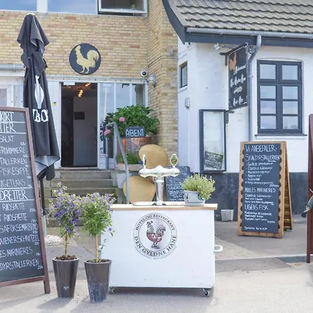 Three-bedroom In Sjallands Odde