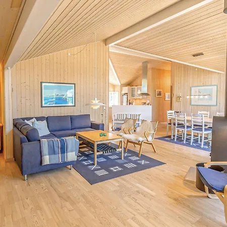 Three-bedroom In Sjallands Odde * Yderby