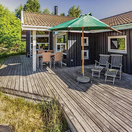 Semesterbostad Three-bedroom In Sjallands Odde *